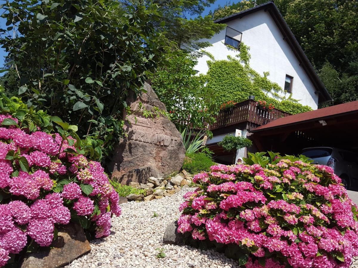 Gaestehaus Gerhardt 施伟根-莱齐腾巴赫 外观 照片